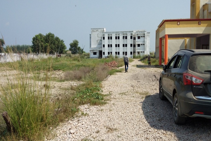 https://cache.careers360.mobi/media/colleges/social-media/media-gallery/28626/2020/1/24/Campus view of Chatrapati Sahuji Maharaj Government Polytechnic Balrampur_Campus-View.jpg